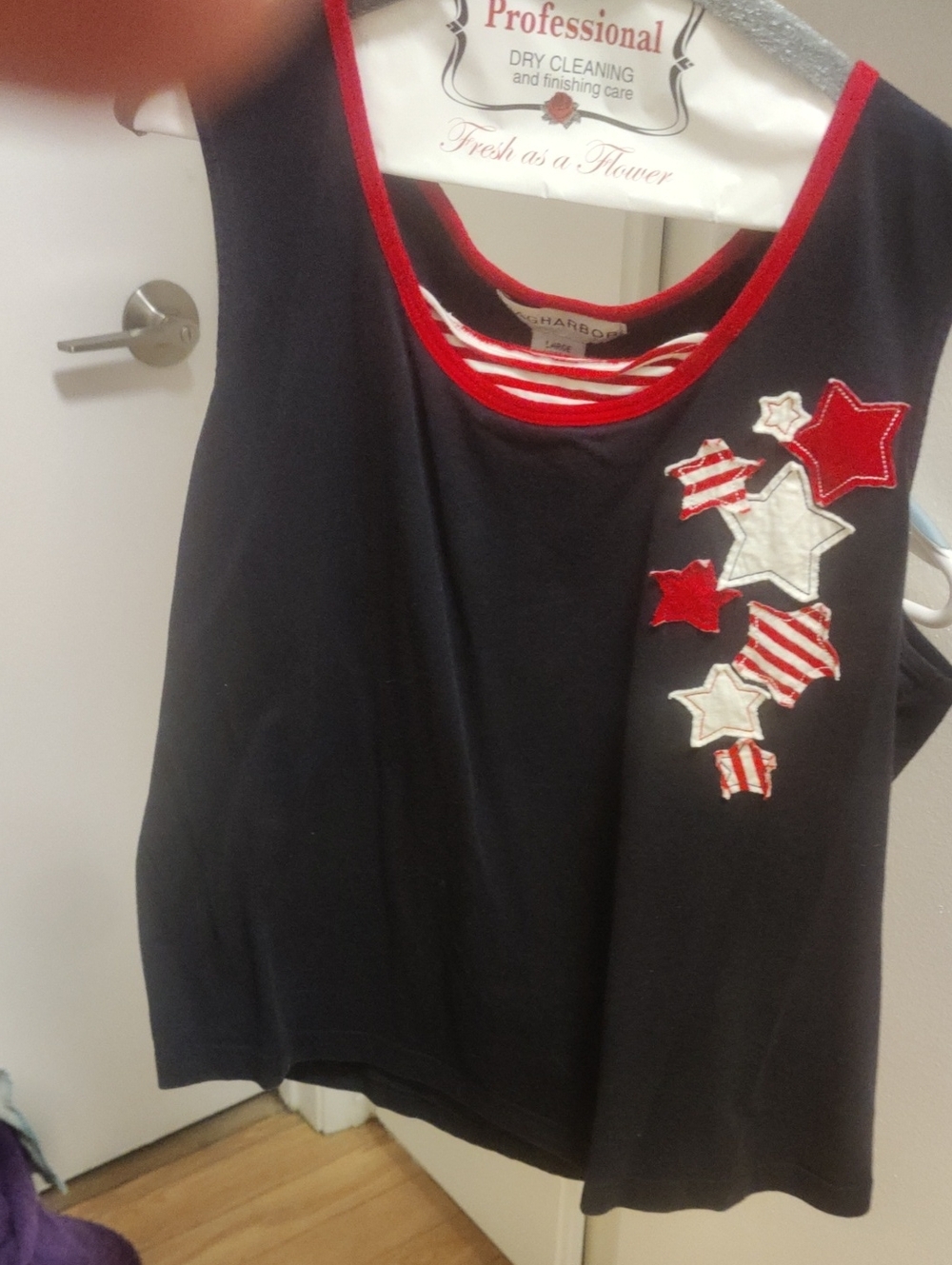 Sag Harbor Navy Star Appliqué Tank Top with Red Trim, L